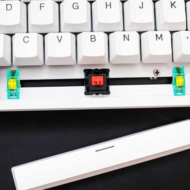 New Fashion Kingdom Snap-in Keyboard Stabilizers