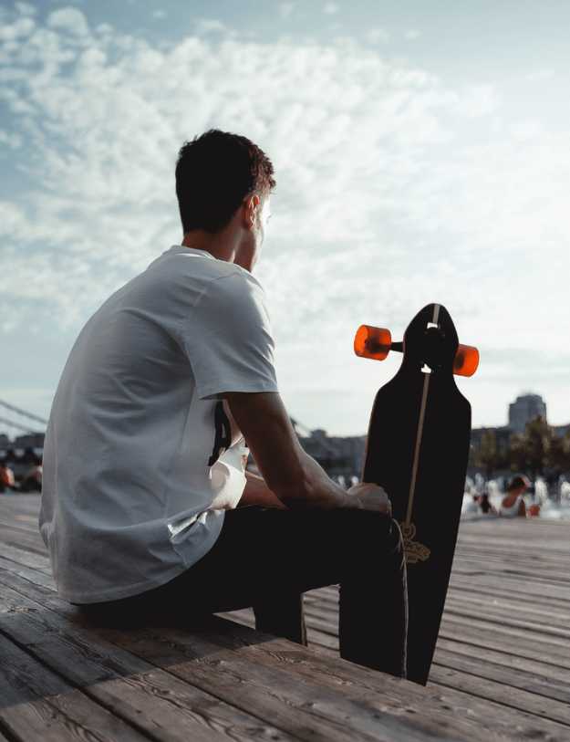 Get Ready to Cruise: The Best Longboards on The Market!