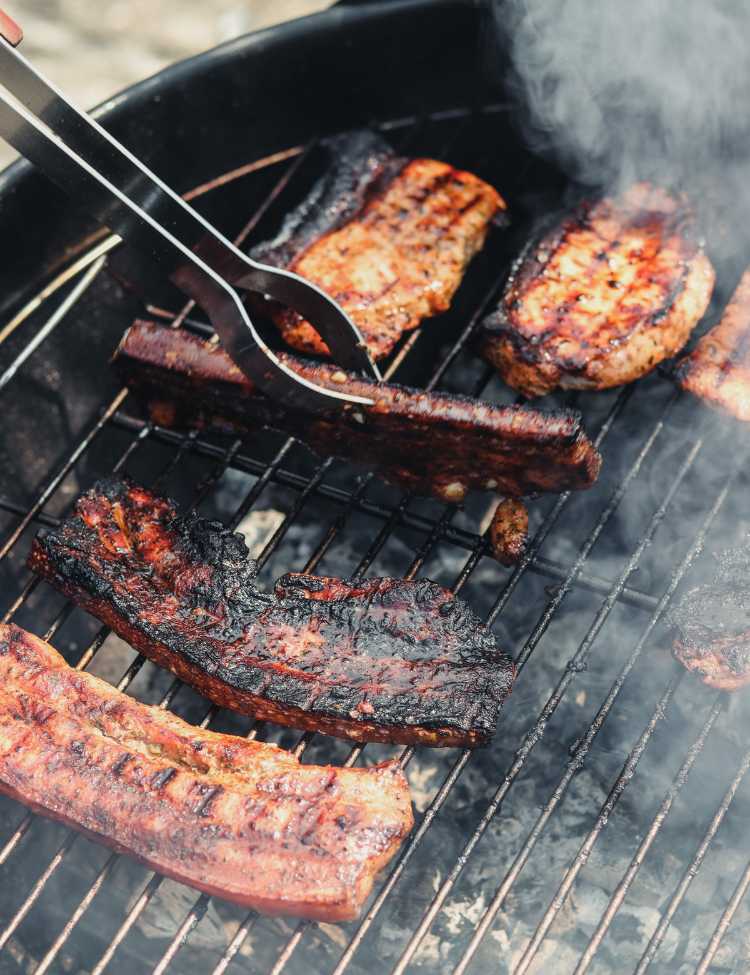 Ribs on an outside grill.
